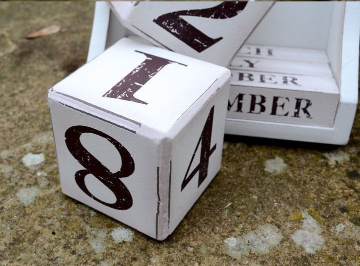 Wood Block Perpetual Calendar – Desk Calendar – Rustic Country Style Wooden Block